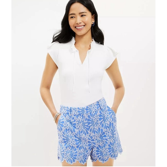 Ann Taylor Loft Shorts Womens 2 All Over Lace Eyelet Riviera Baby Blue Scalloped - Picture 2 of 12